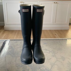 HUNTER Original Tall Waterproof Rain Boot, Navy, SIZE 6